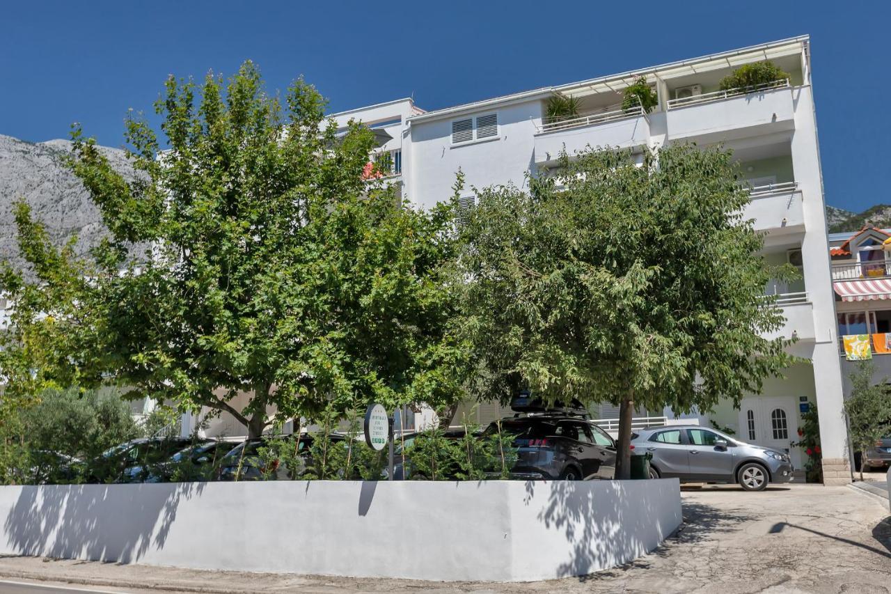 Apartments Marija Tucepi Exterior photo