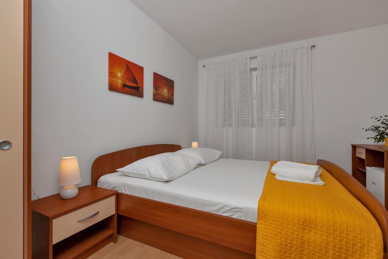 Apartments Marija Tucepi Exterior photo