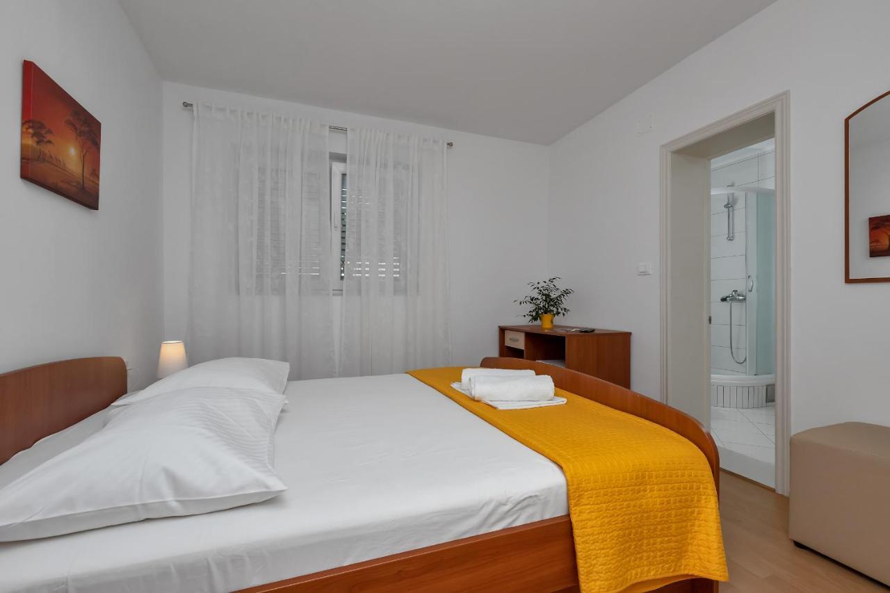 Apartments Marija Tucepi Exterior photo