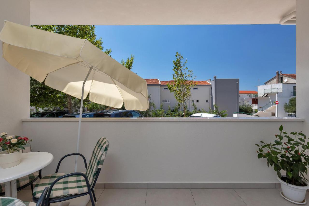 Apartments Marija Tucepi Exterior photo
