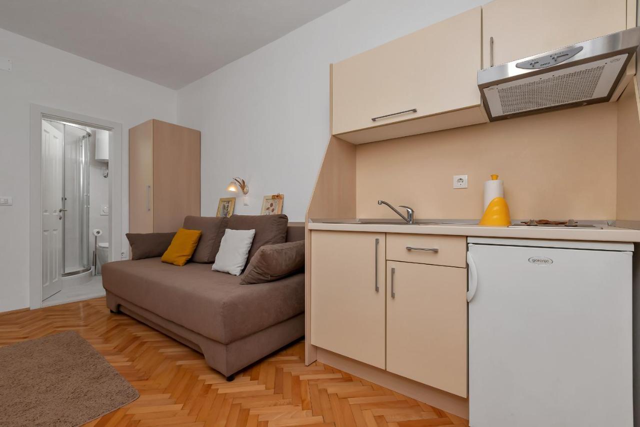 Apartments Marija Tucepi Exterior photo