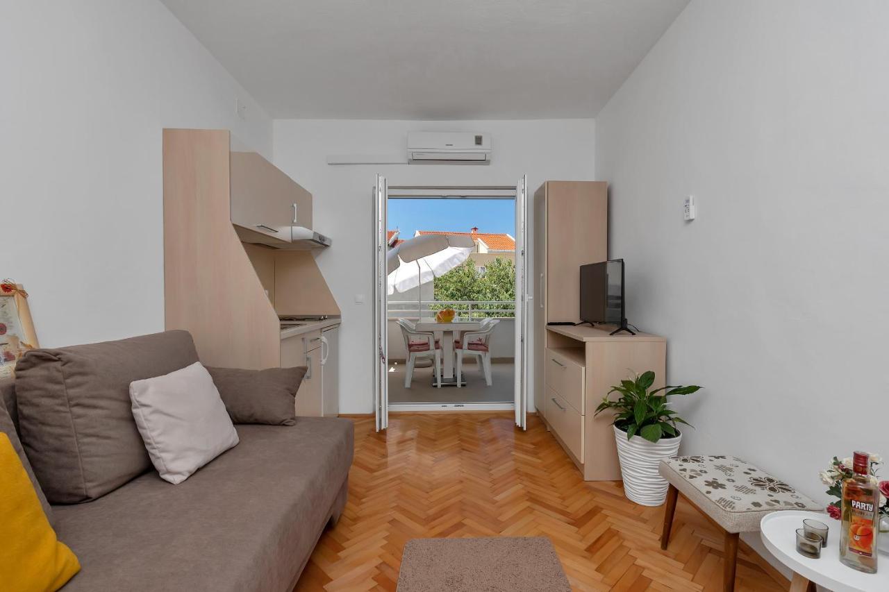 Apartments Marija Tucepi Exterior photo